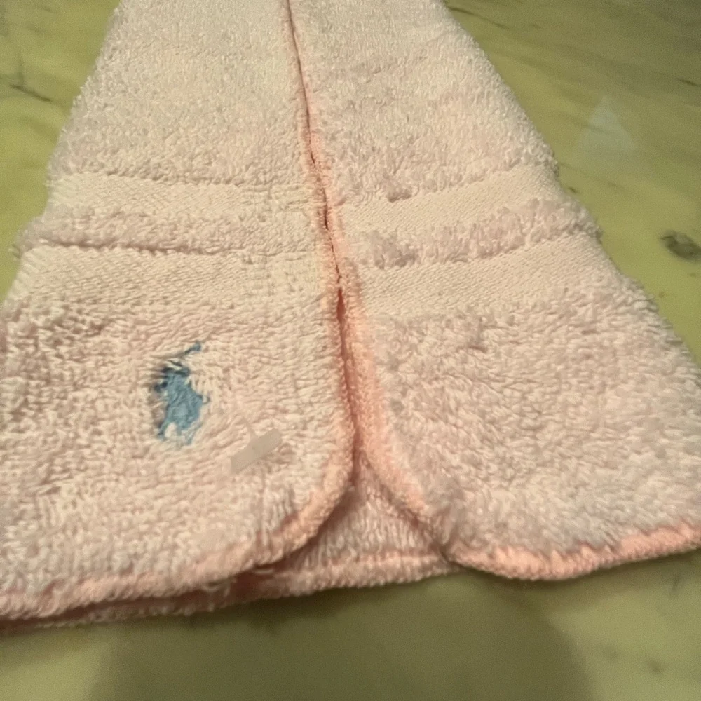 Bundle $8/Ralph Lauren Pink  Wash Cloth NWOT!